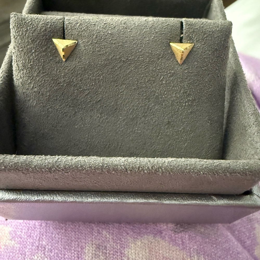 Bony Levy 14K Yellow Gold Brushes Pyramid Stud Earrings